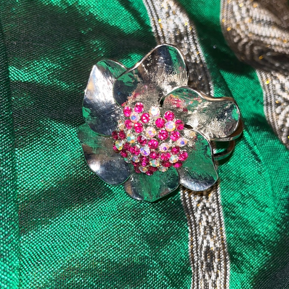 Petal bracelet